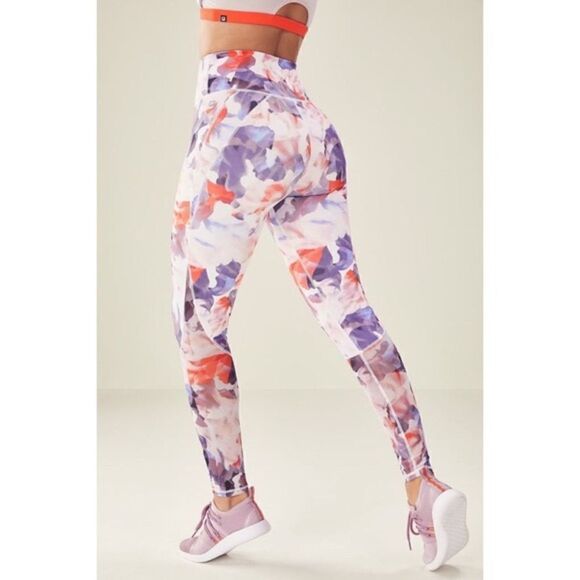 FABLETICS Stella High Rise Leggings Daydream Mesh Floral - Picture 1 of 13